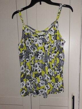 torrid Lime  Yellow Floral Spaghetti Strap Camisole W Crisscross Back